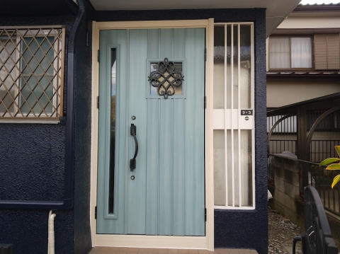 【春日部不動院野店】YKKAPドアリモで玄関ドア　取り替え工事！